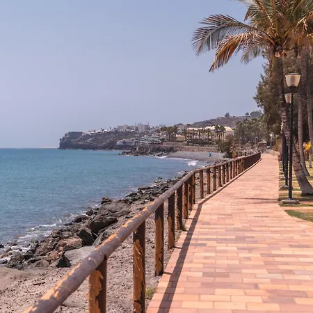Lujo En Primera Linea De Mar Con Piscina Apartamento