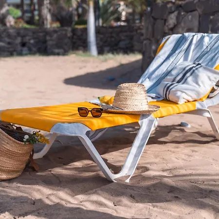 Lujo En Primera Linea De Mar Con Piscina